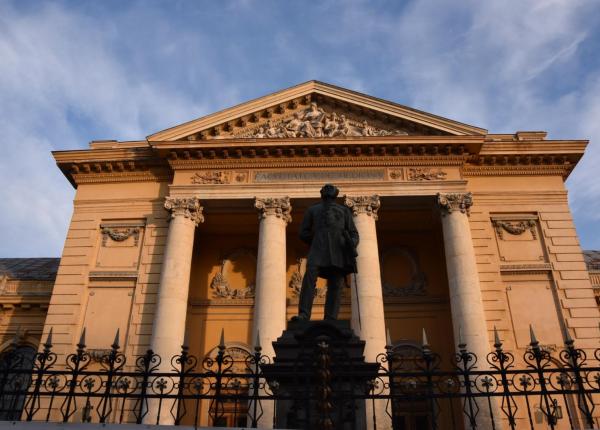 expertrare si genetica echitabila proiecte strategice nationale dedicate bolilor rare si testarii genetice in valoare totala de 76 8 m