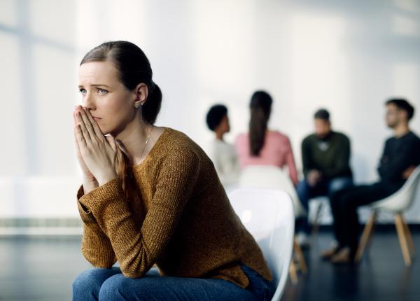 trei semne care indica faptul ca suferi de anxietate ascunsa in ciuda impresiei pe care o lasi apropiatilor