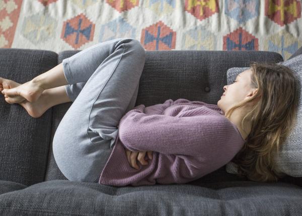 endometrioza poate provoca dureri la picioare
