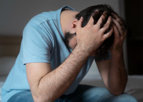 de ce barbatii nu recunosc ca au anxietate psihologul radu leca dezvaluie problema din spatele imaginii de barbat puternic