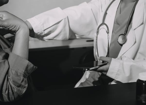 boala fara simptome care provoaca infarct si avc de ce avertizeaza medicii ca suntem in pericol din cauza hipertensiunii arteriale