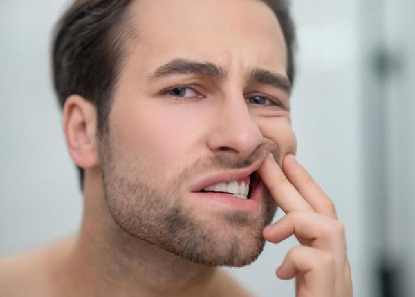 sase reguli simple care previn sangerarile gingivale si bolile parodontale