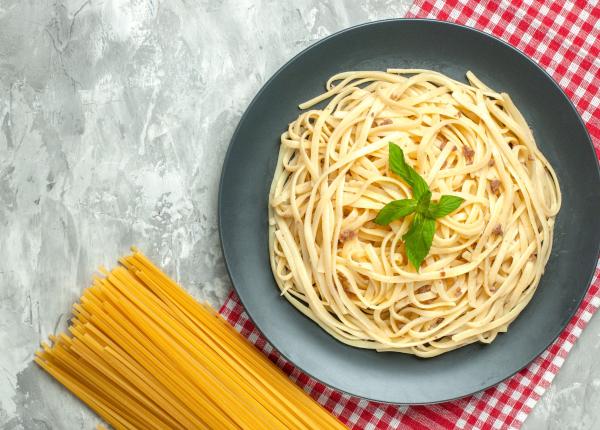 sunt pastele albe nesanatoase ce spun de fapt nutritionistii si studiile