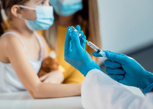 romania are una dintre cele mai scazute acoperiri vaccinale din regiune 60 000 de copii nu au primit vaccinul ror