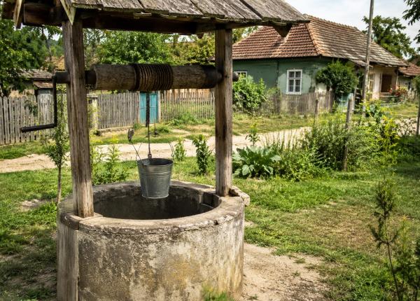 ministerul sanatatii avertizeaza nu beti apa din fantani dupa inundatii riscul de imbolnavire este mare
