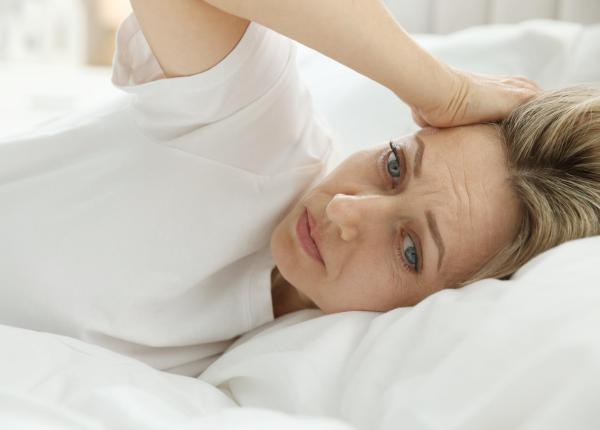 transpiratii nocturne semnul ignorat care poate ascunde probleme serioase de sanatate