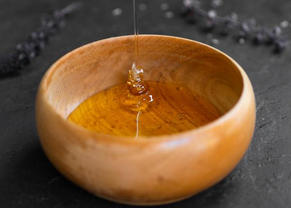 mierea de manuka mai puternica decat se credea iata secretul efectului sau antimicrobian
