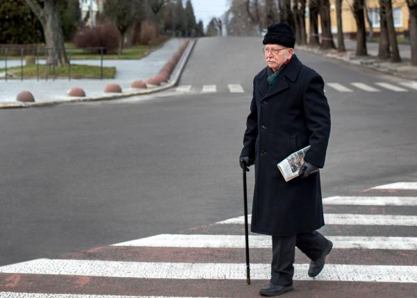 de ce pietonii in varsta mor mai des in accidente ce se schimba odata cu varsta