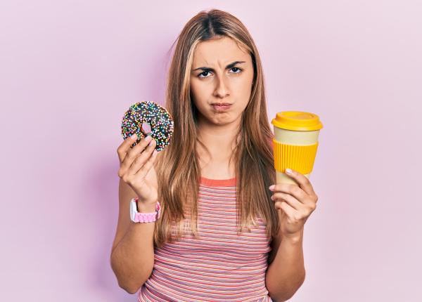 gustarile nu sunt chiar dusmanul dietei ce alimente poti consuma intre mese