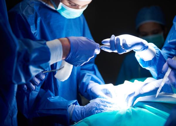 aceasta operatie nu doar topeste kilogramele dar regleaza menstruatia si ajuta cu ovarele polichistice