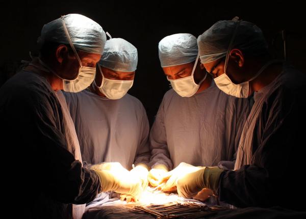 cand poate fi scos prin operatie un cancer orl si cand nu prof dr codrut sarafoleanu explica
