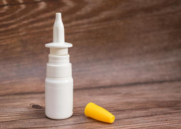 un spray nazal poate calma rapid durerea copiilor rezultatele unui studiu prezentat la congresul european de medicina de urgenta
