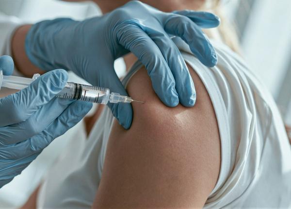 ministerul sanatatii recomanda vaccinarea antigripala inainte de sezonul rece cine beneficiaza de vaccin gratuit