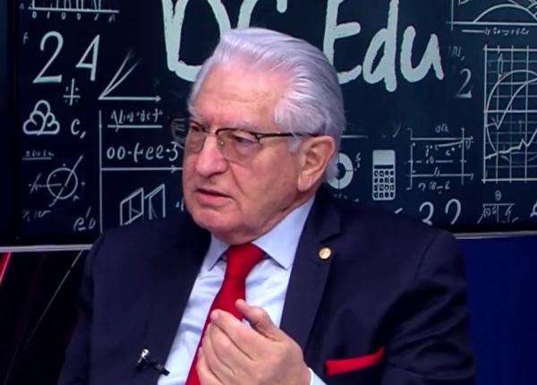 de ce cautam raspunsuri la dumnezeu atunci cand trecem prin momente grele acad prof univ dr alexandru vlad ciurea despre legatura dintre stiinta si credinta