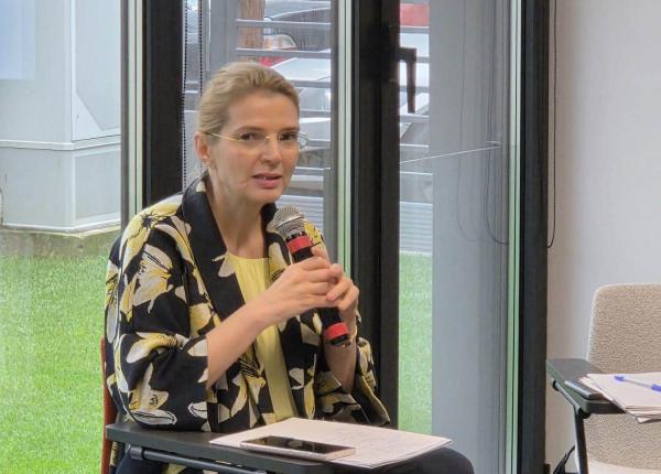 de la copil la adult un drum fara reguli clare pentru pacientii cu boli rare prof univ dr raluca teleanu ne lipseste o lege a tranzitiei