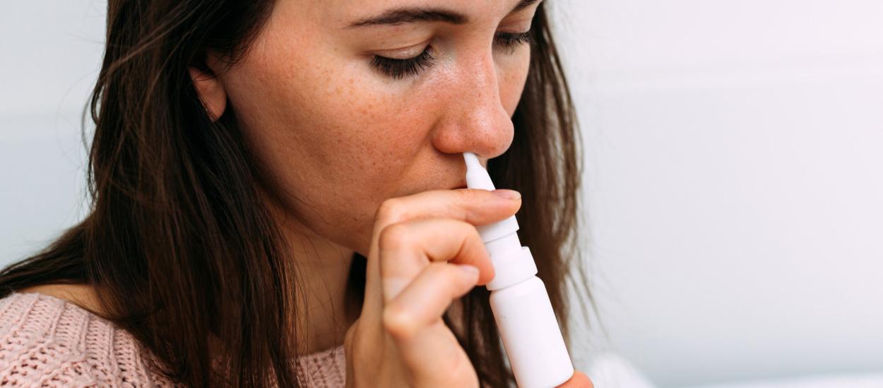 Spray-ul nazal pentru alergii care poate preveni COVID-ul, răceala și alte infecții respiratorii