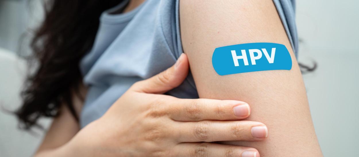 Vaccinul anti-HPV, administrat în farmacii. Alexandru Rogobete: Vaccinarea este benefică