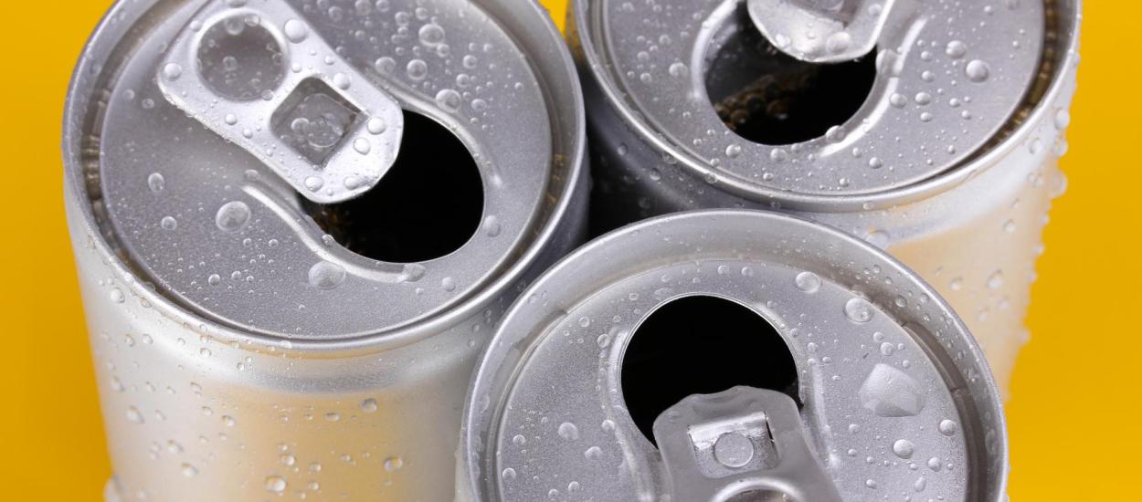 Ce se întâmplă dacă bei direct dintr-o doză, fără să o cureți înainte. Un medic de boli infecțioase dezvăluie ce boli sunt pe doze