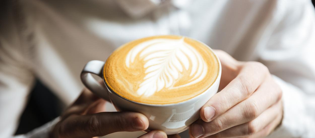 Cappuccino, latte sau macchiato? Care este diferența reală dintre cele 3 băuturi populare