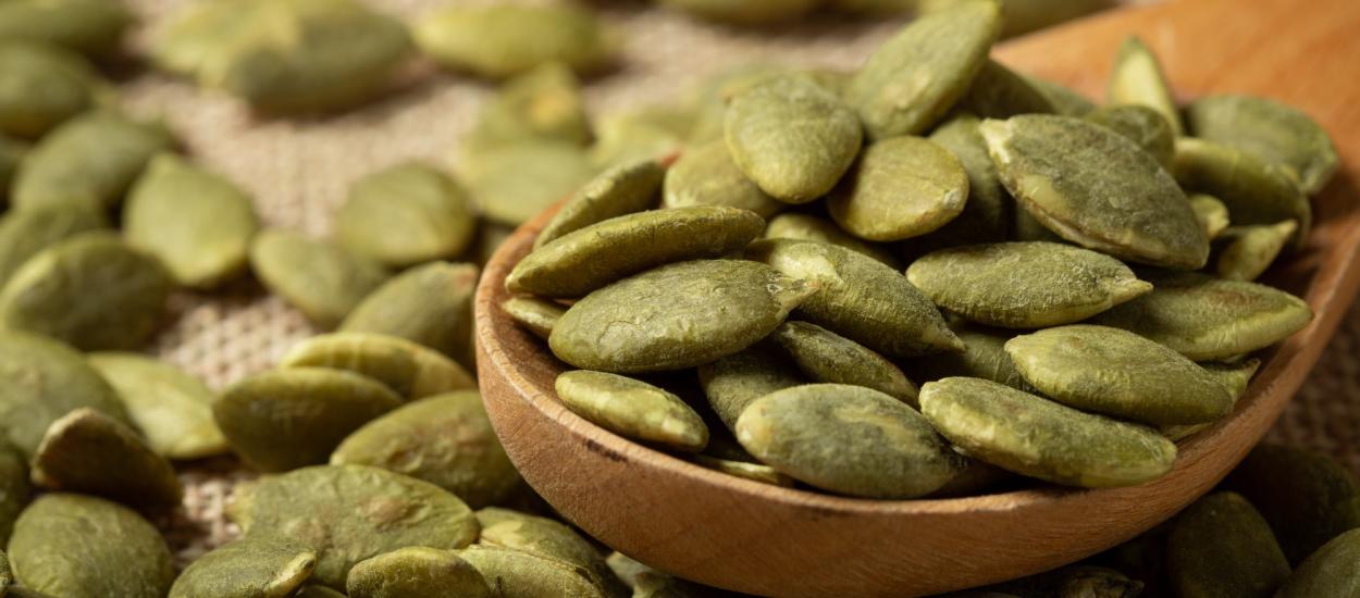 Ce se întâmplă dacă mănânci semințe de dovleac când vrei să slăbești. Un detaliu te va surprinde