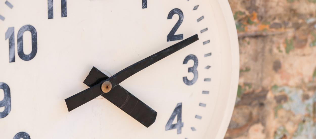 Ora de vară 2026. Cum ne protejăm inima și somnul după schimbarea ceasului