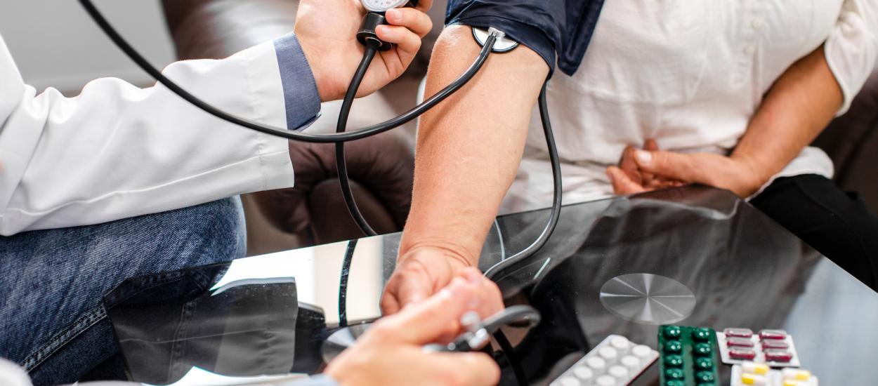 Schimbare majoră în tratarea hipertensiunii. Cine sunt cei care nu mai au nevoie de tratament