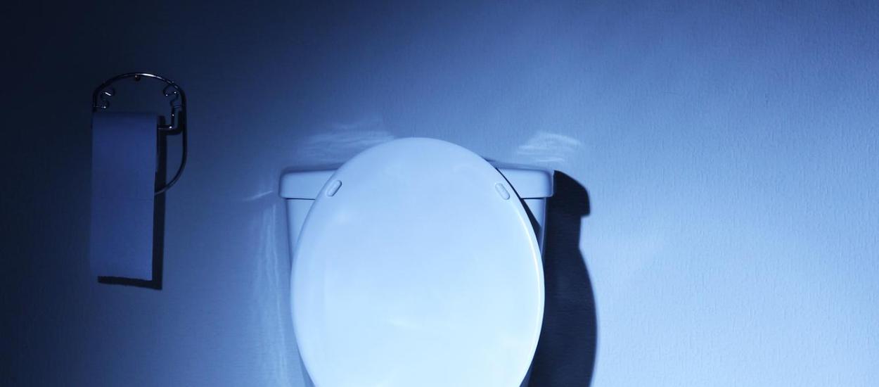 Trezirea bruscă în toiul nopții poate ascunde probleme urinare grave