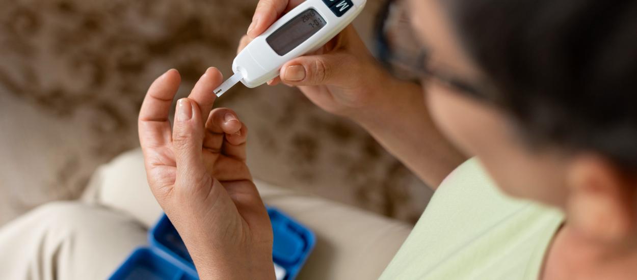 Tot ce trebuie să știi despre glucoză. Ce se întâmplă când crește prea mult și ce complicații poate da