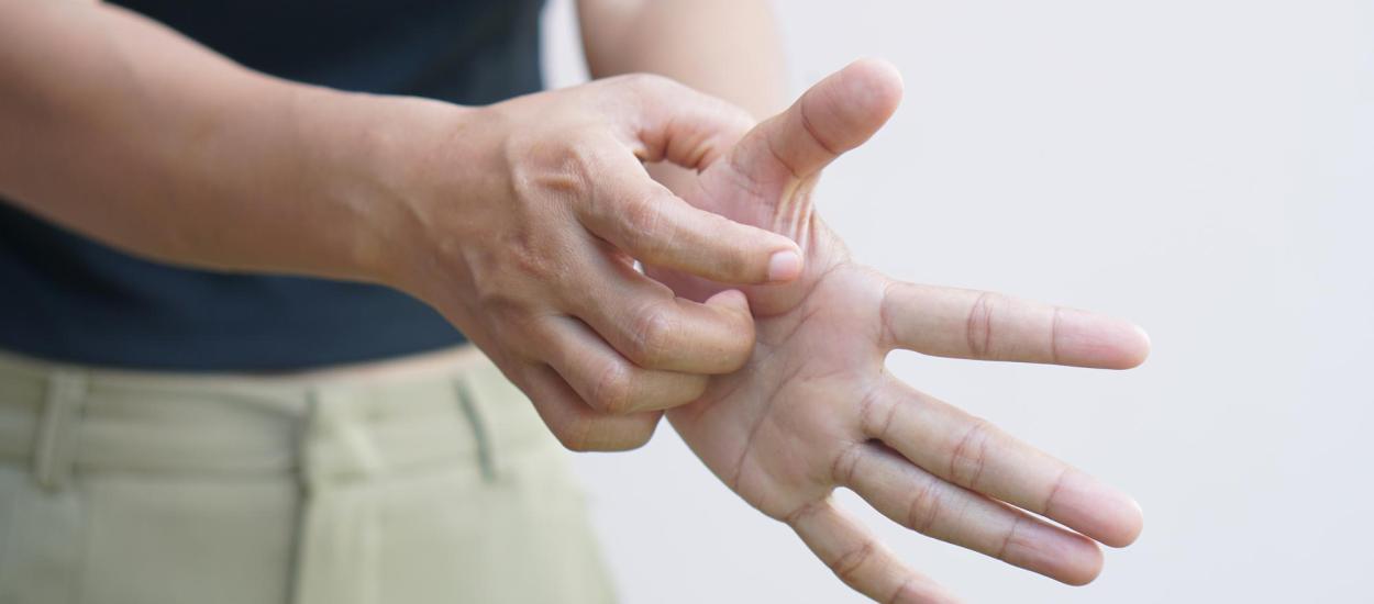 De ce te mănâncă palmele. 6 cauze posibile și ce afecțiuni pot ascunde