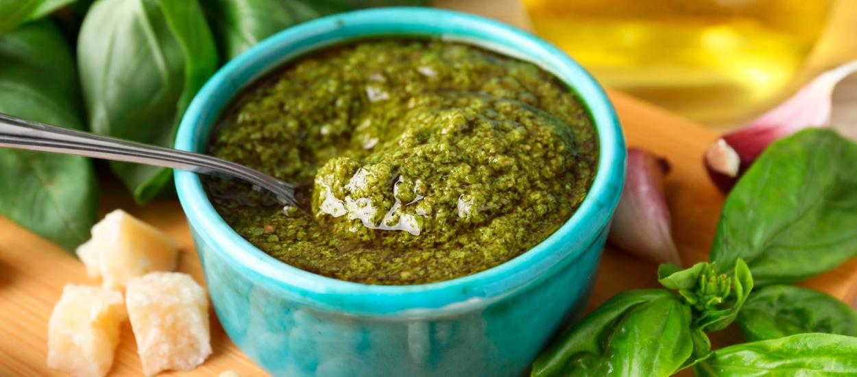 Adevărul despre pesto. Ce conține, de fapt, ce beneficii are și ce trebuie să știi înainte să-l mai consumi