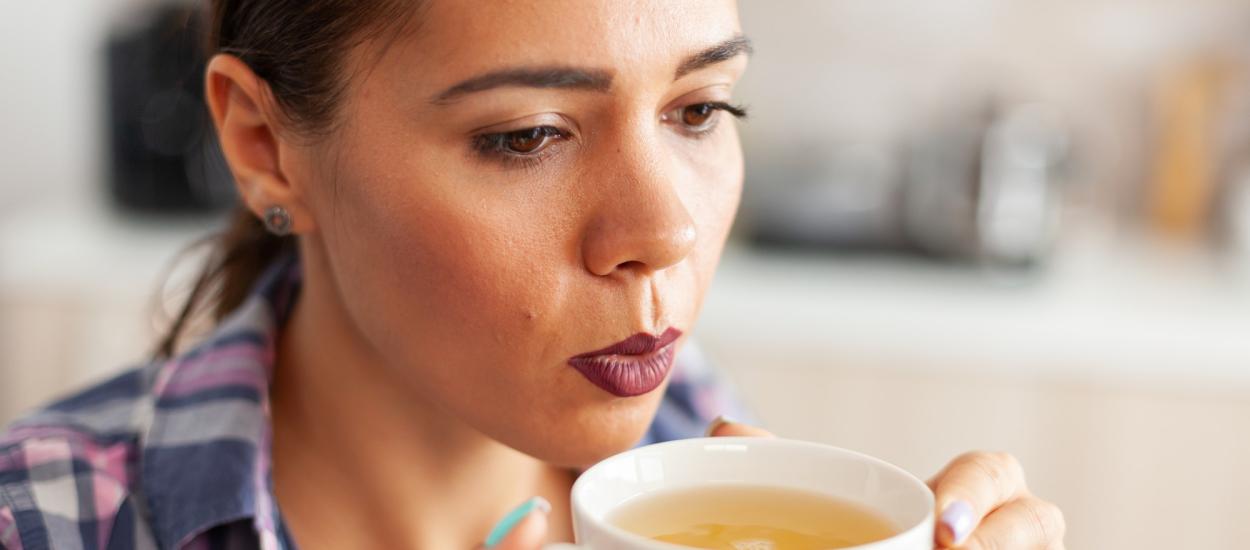 Care este cel mai bun moment pentru a bea ceai verde. Când te poate ajuta mai mult și când ar fi mai bine să îl eviți
