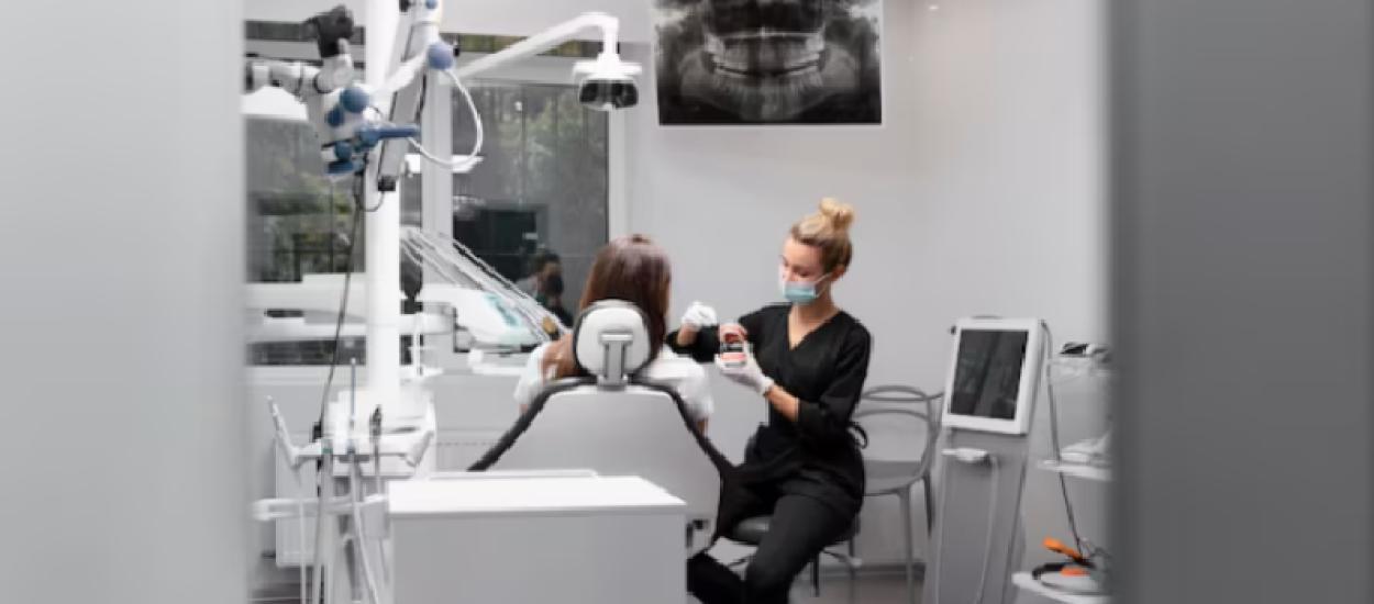 De ce aspecte să ții cont atunci când alegi clinica dentară din București?