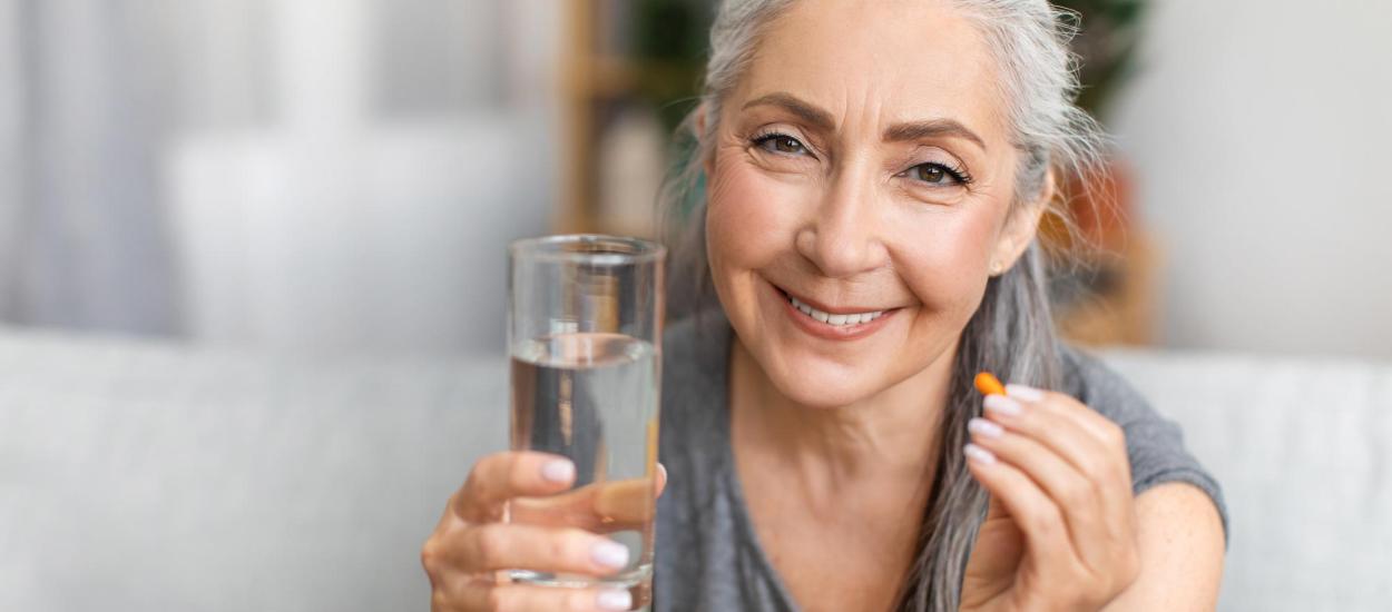 Vitamina care ajută la menținerea sănătății oaselor la vârstnici. Nu este vitamina D