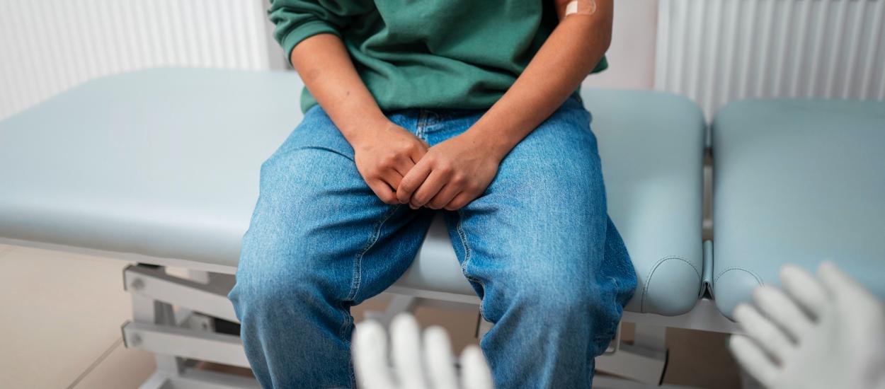 Greșeala fatală pe care o fac mii de bărbați. De ce simptomele în cancerul de prostată apar când este deja prea târziu