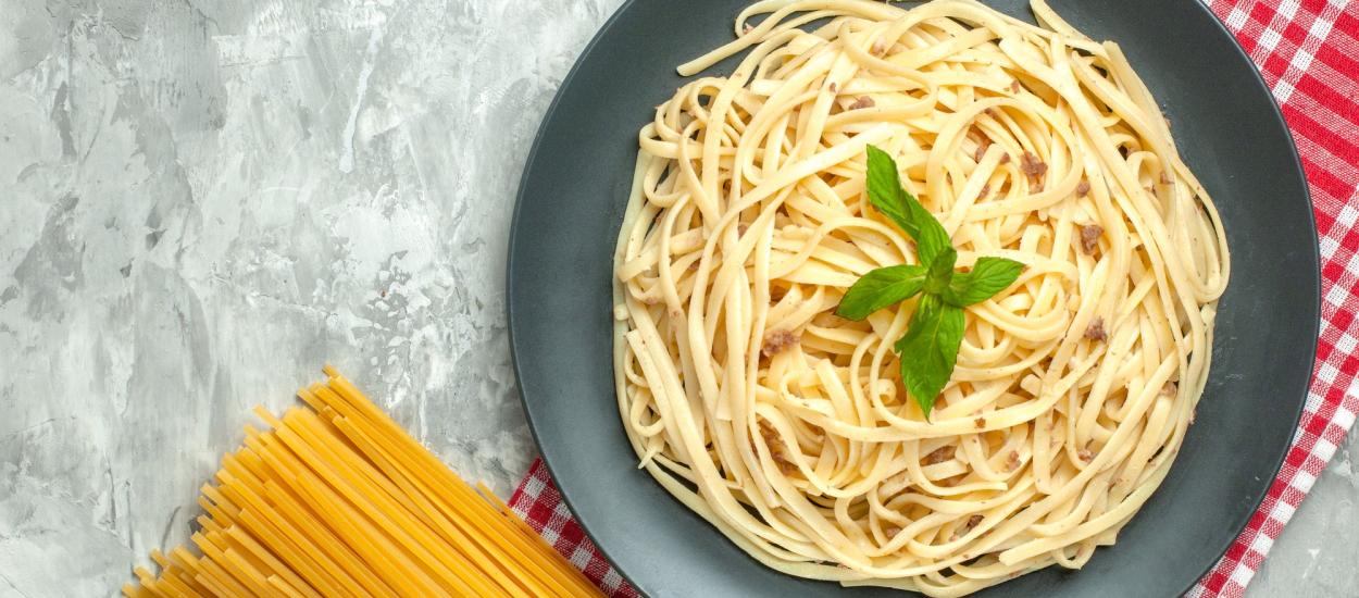 Sunt pastele albe nesănătoase? Ce spun, de fapt, nutriționiștii și studiile