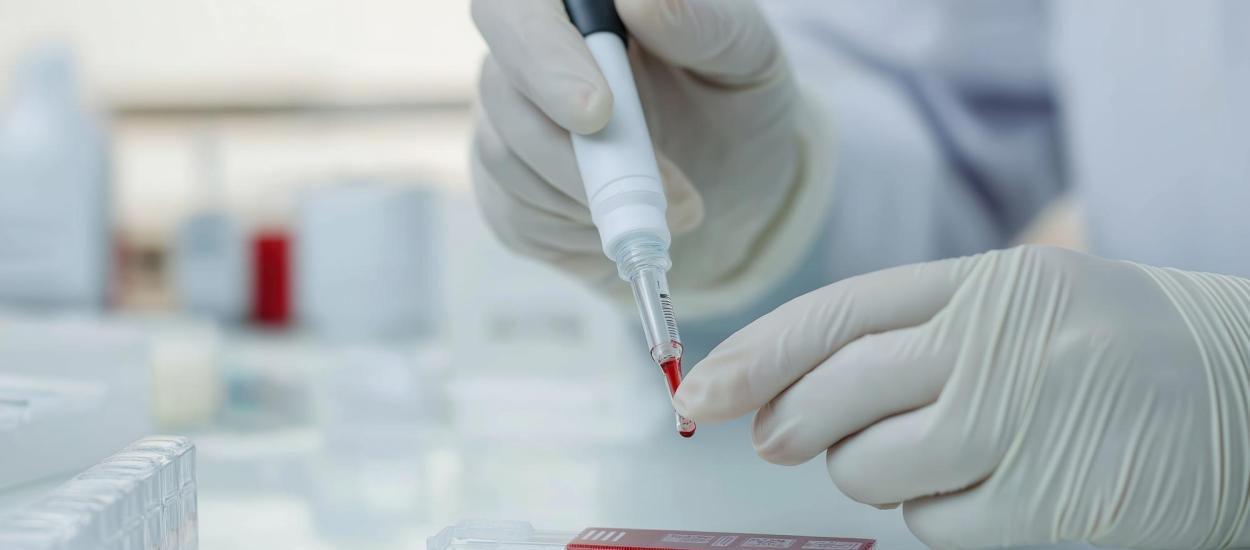 România devine prima țară europeană în care pacienții vor putea avea acces la primul test de sânge pentru evaluarea obiectivă a durerii și a riscului unor afecțiuni de sănătate mintală