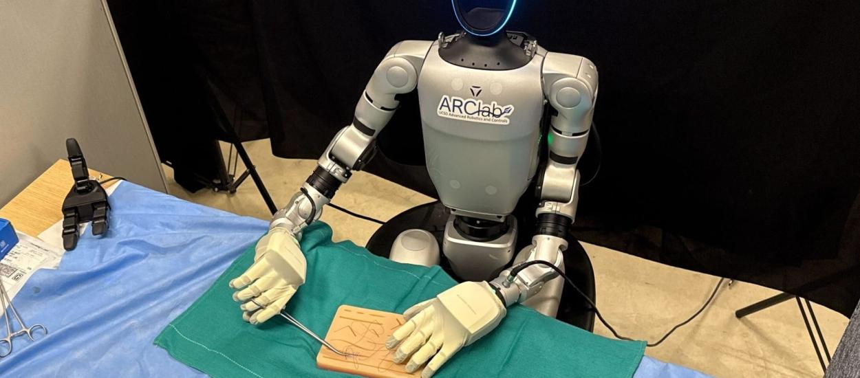 Premieră medicală. Un robot umanoid a operat cu succes un animal viu