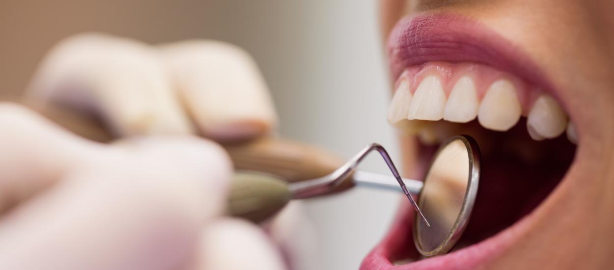 Ce se întâmplă când oamenii nu își mai permit să ajungă la dentist