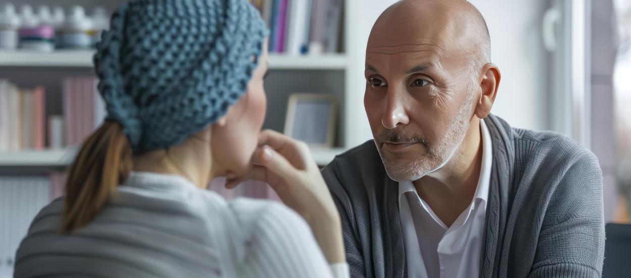 Ce să nu îi spui unei persoane cu cancer. 5 fraze care pot răni fără să îți dai seama și ce să spui în schimb