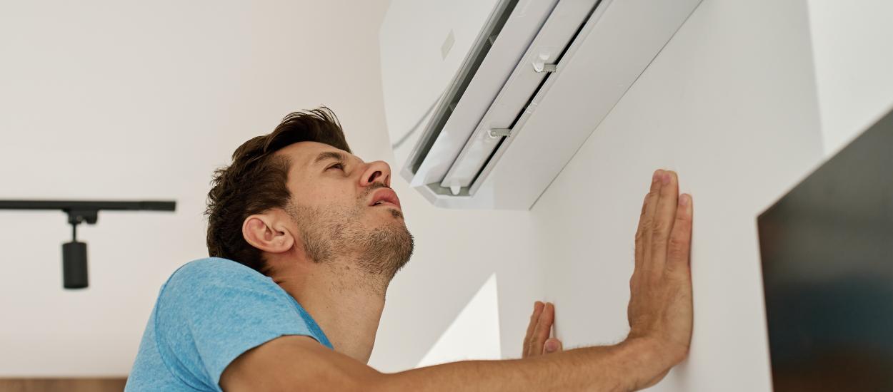 Aerul condiționat poate da simptome asemănătoare unei boli. Ce este Sick Building Syndrome