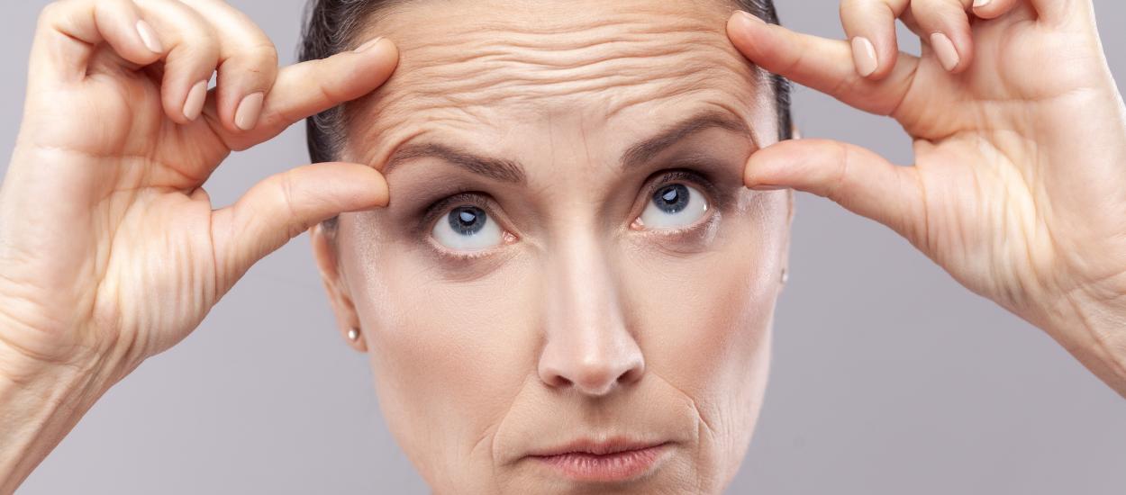 Ce grăbește apariția ridurilor. Nu este doar vârsta. Ce spun dermatologii