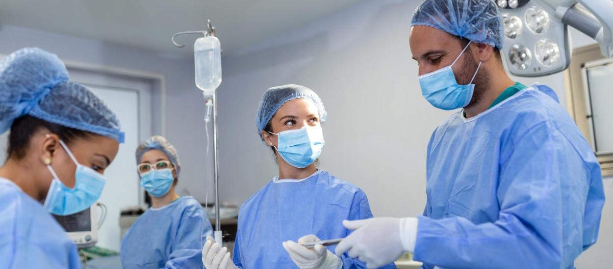 Ce trebuie să-i spui medicului înainte de operație. Dr. Adina Geană (SANADOR): Trebuie să confirme