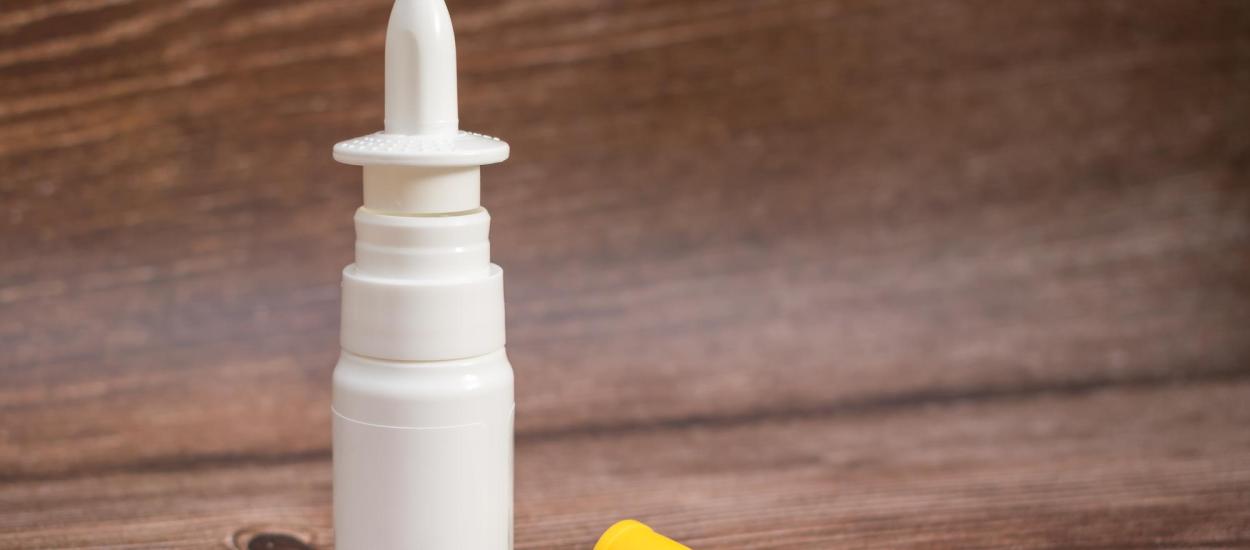 Un spray nazal poate calma rapid durerea copiilor. Rezultatele unui studiu prezentat la Congresul European de Medicină de Urgență