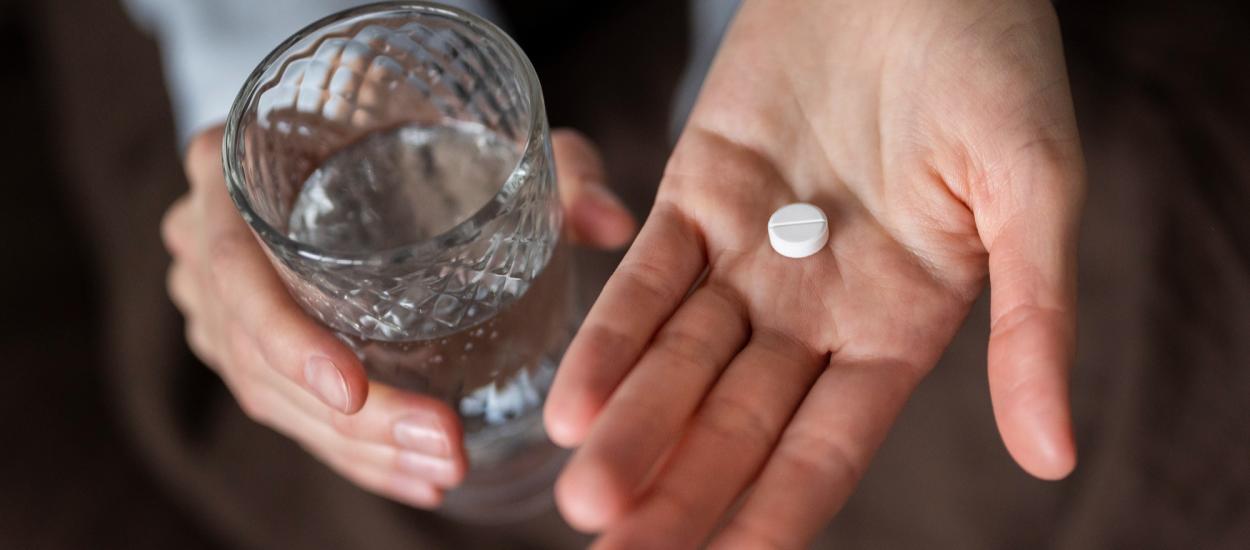 Aspirina, folosită rar pentru prevenirea cancerului colorectal, deși ar putea reduce riscul
