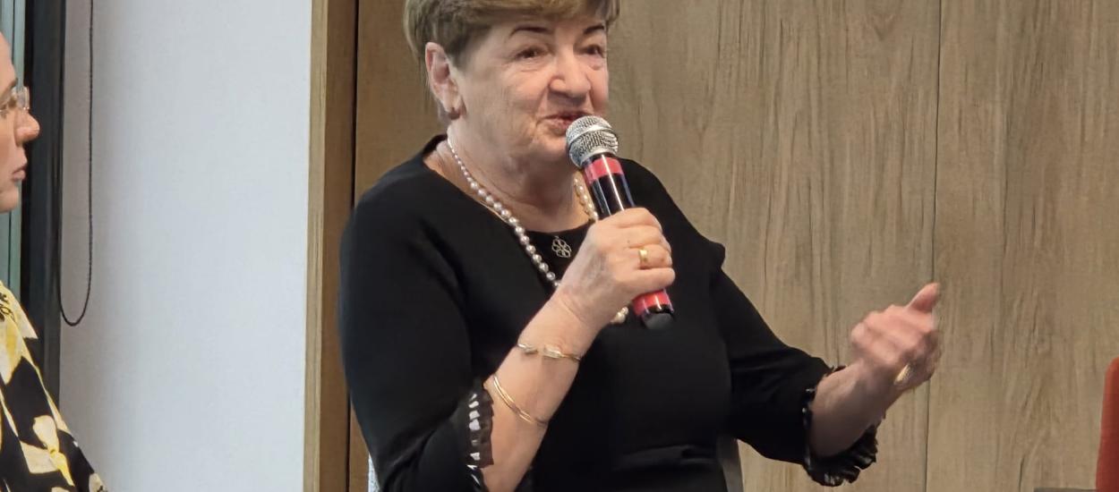 România testează nou-născuții pentru doar 3 boli. Prof. univ. dr. Maria Puiu: O picătură de sânge